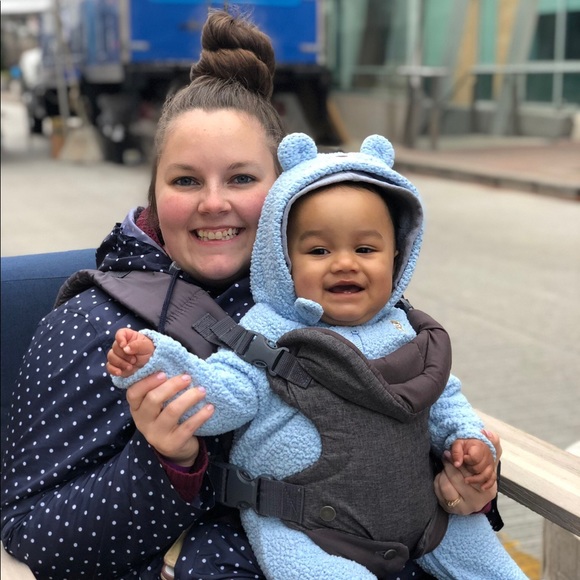 Meet your Posher, Miranda - Picture 8 of 16